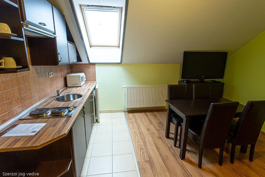 Balázs Szálló Gyula Exterior foto